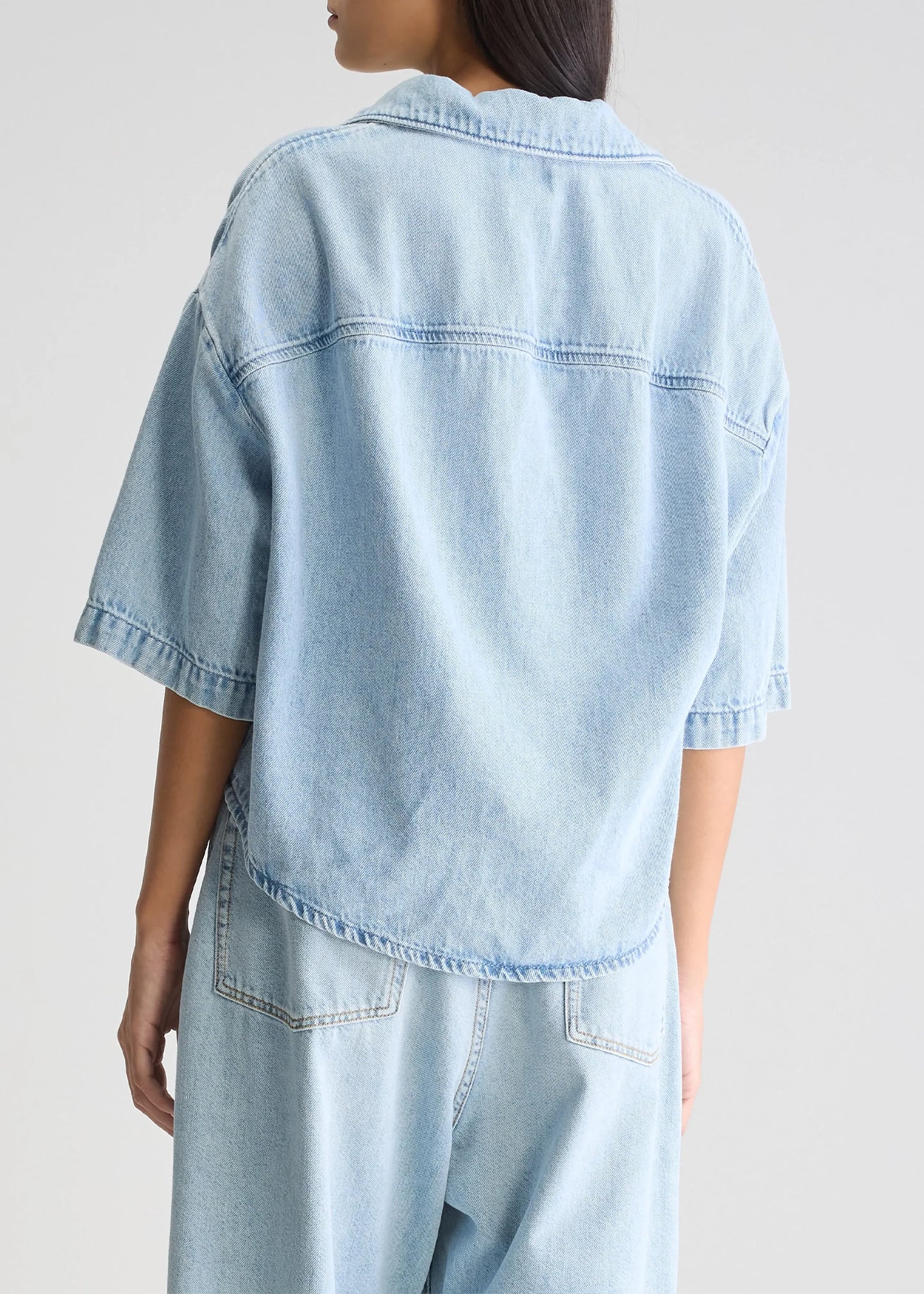 Bellerose-Pool-cropped-denim-Shirt