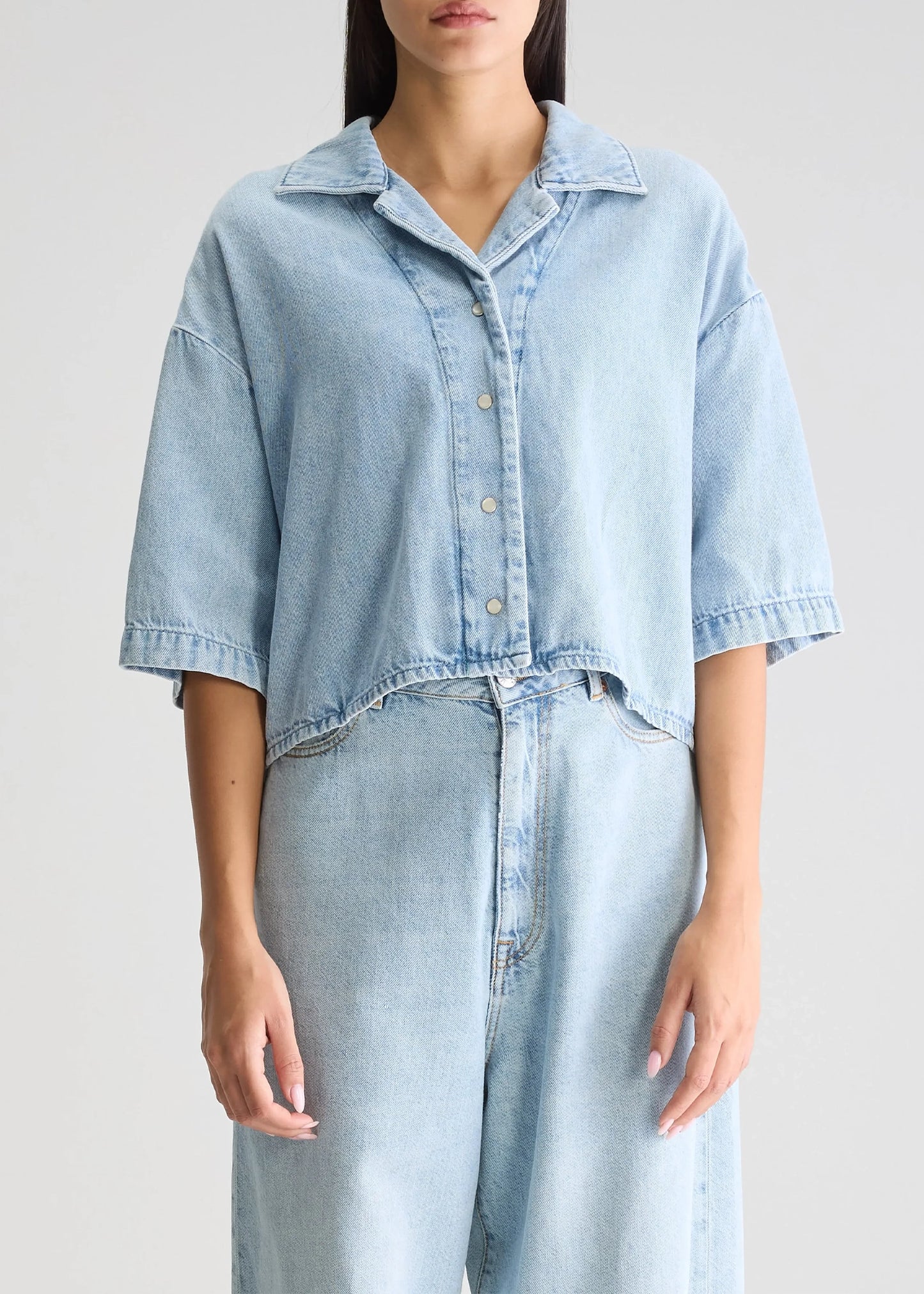 Bellerose-Pool-cropped-denim-Shirt
