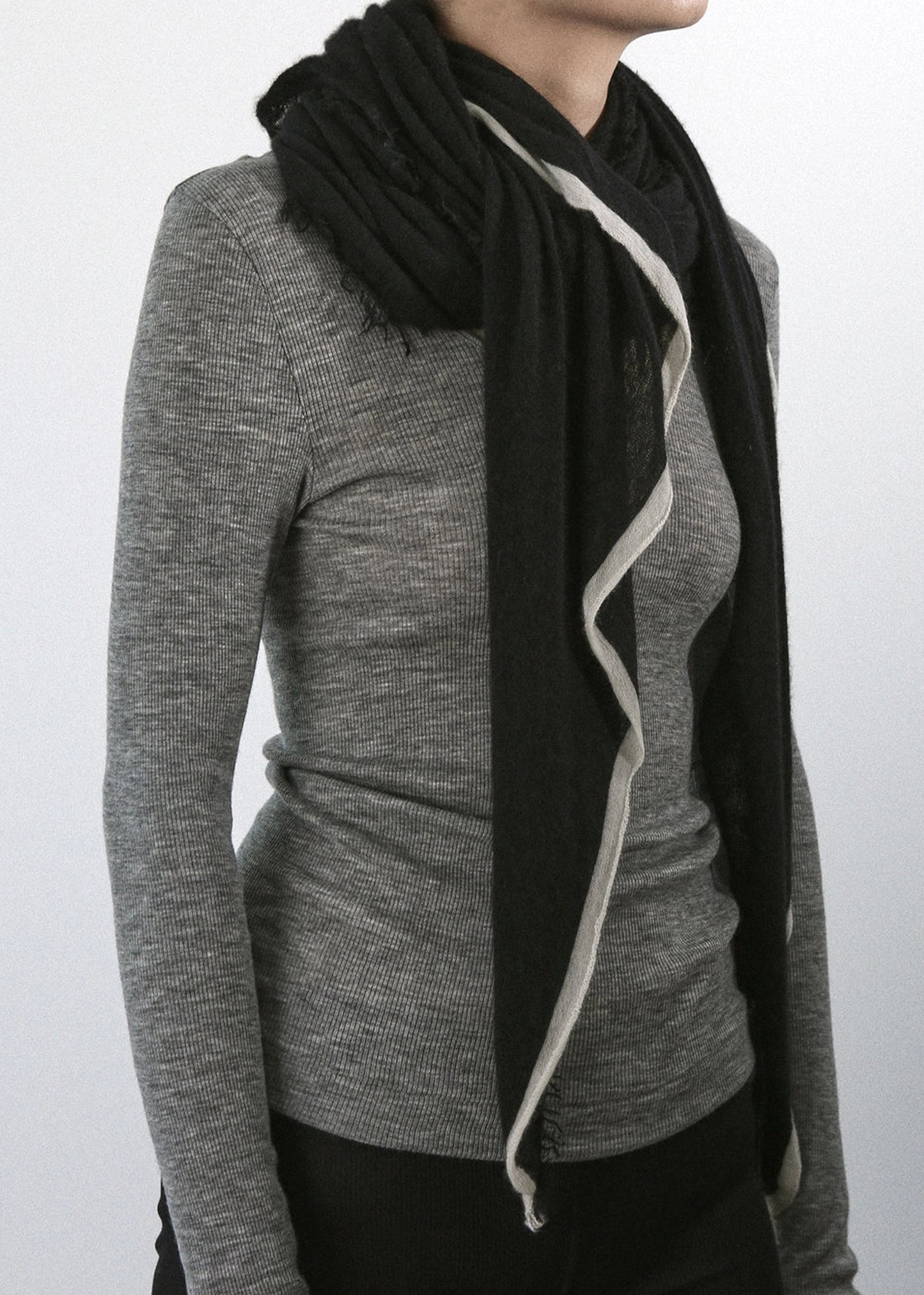 Grisal-Rosa-Black-Milk-Cashmere-Scarf