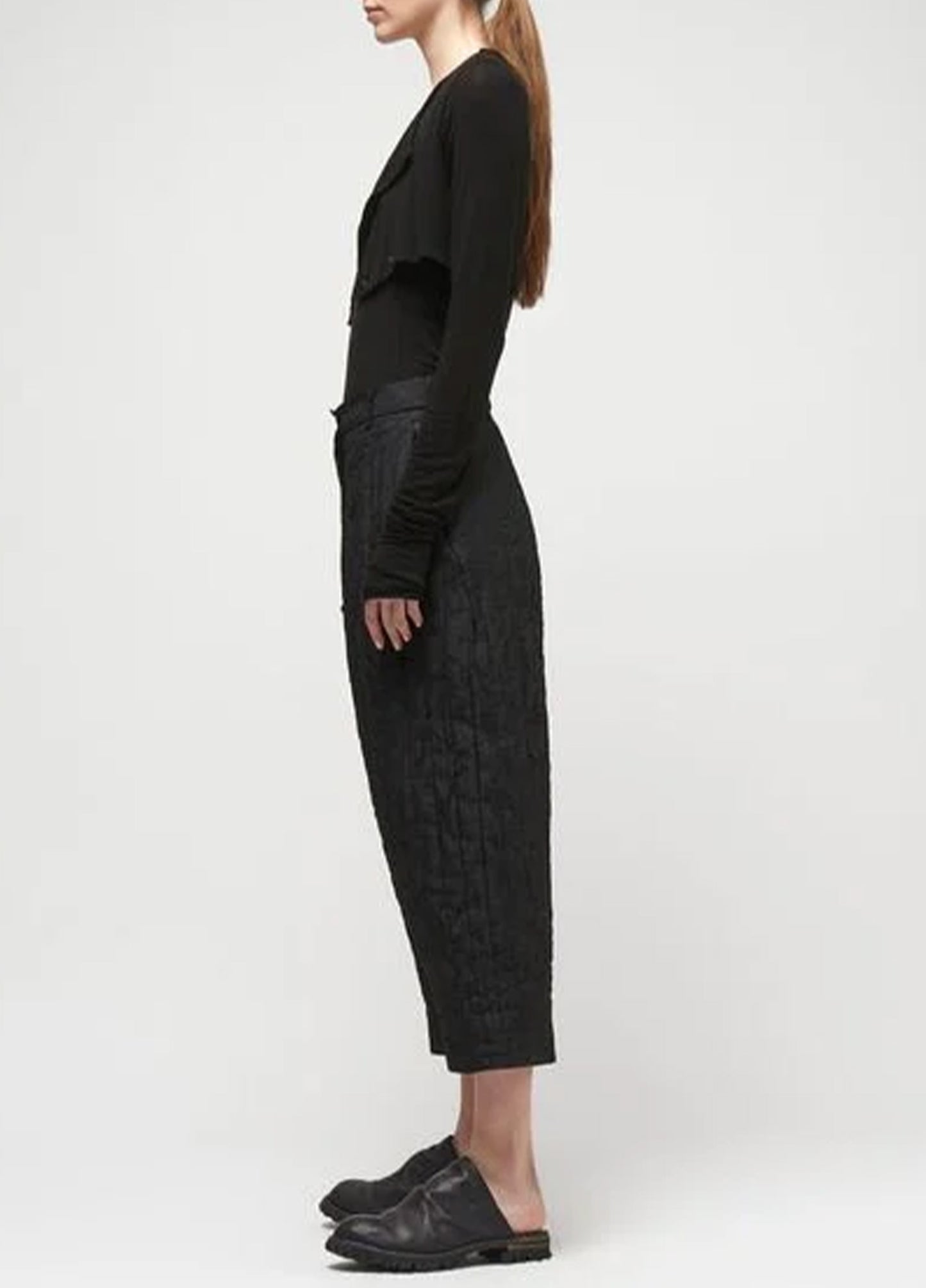 Masnada-Pants-7372-padded-pants-black-womens