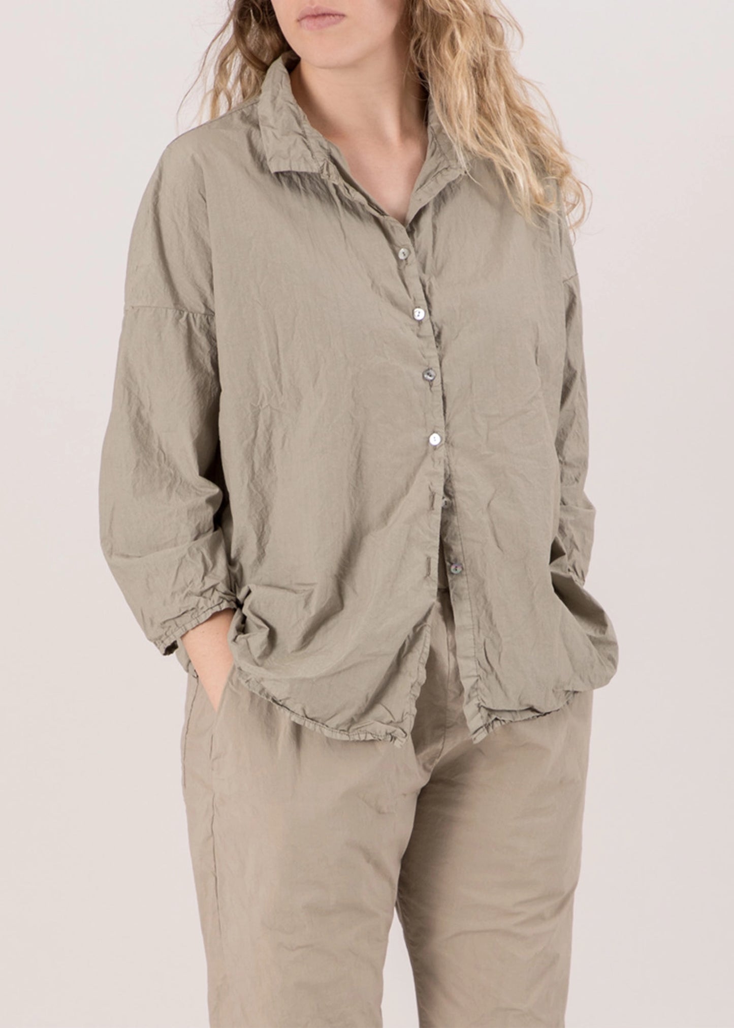 Album-di-famiglia-short-collar-shirt-stone