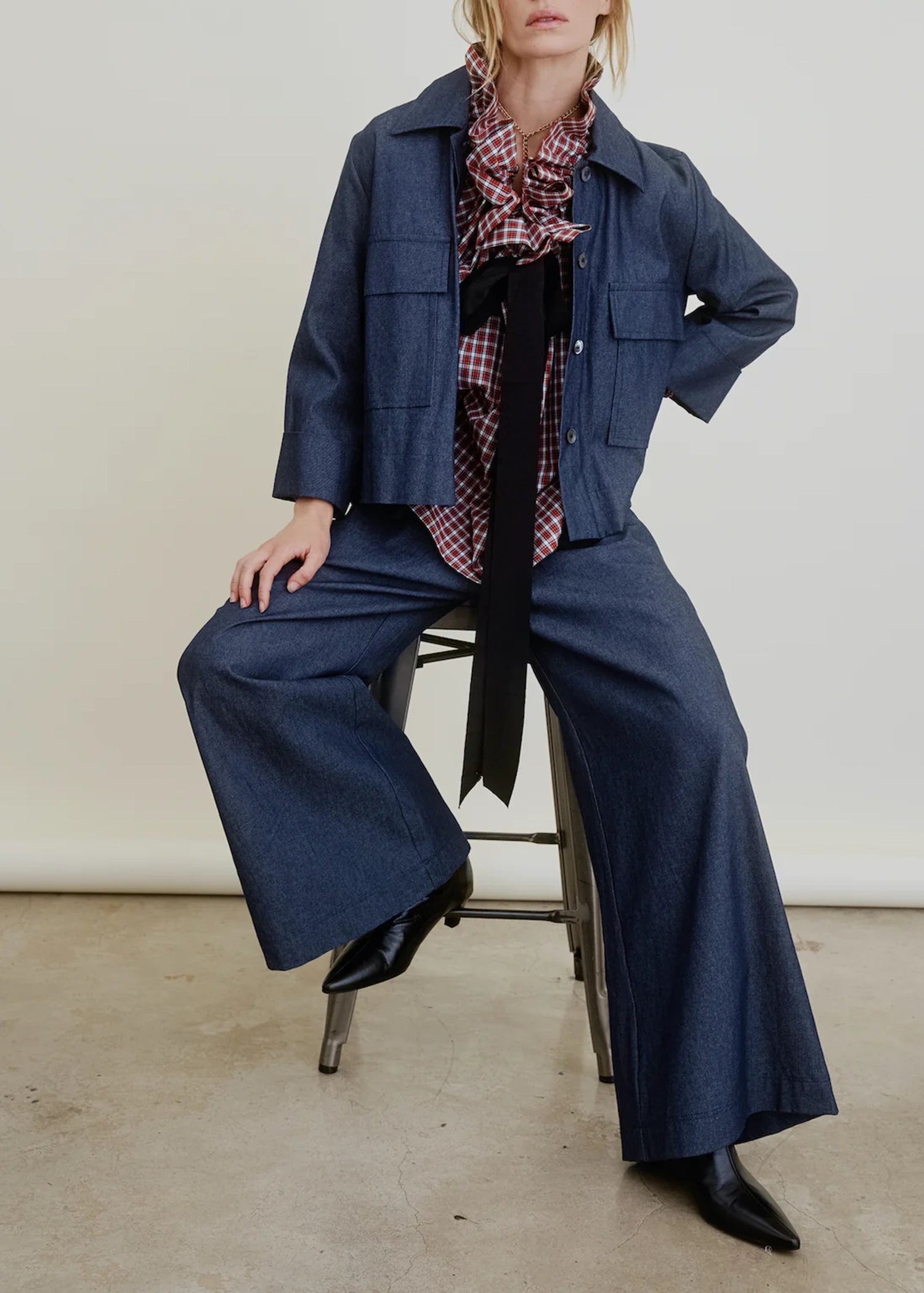 Aquarius-Cocktail-Connor-Pants-Dark-Denim