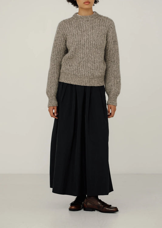 Bare-Knitwear-Cora-Crewneck-Oat