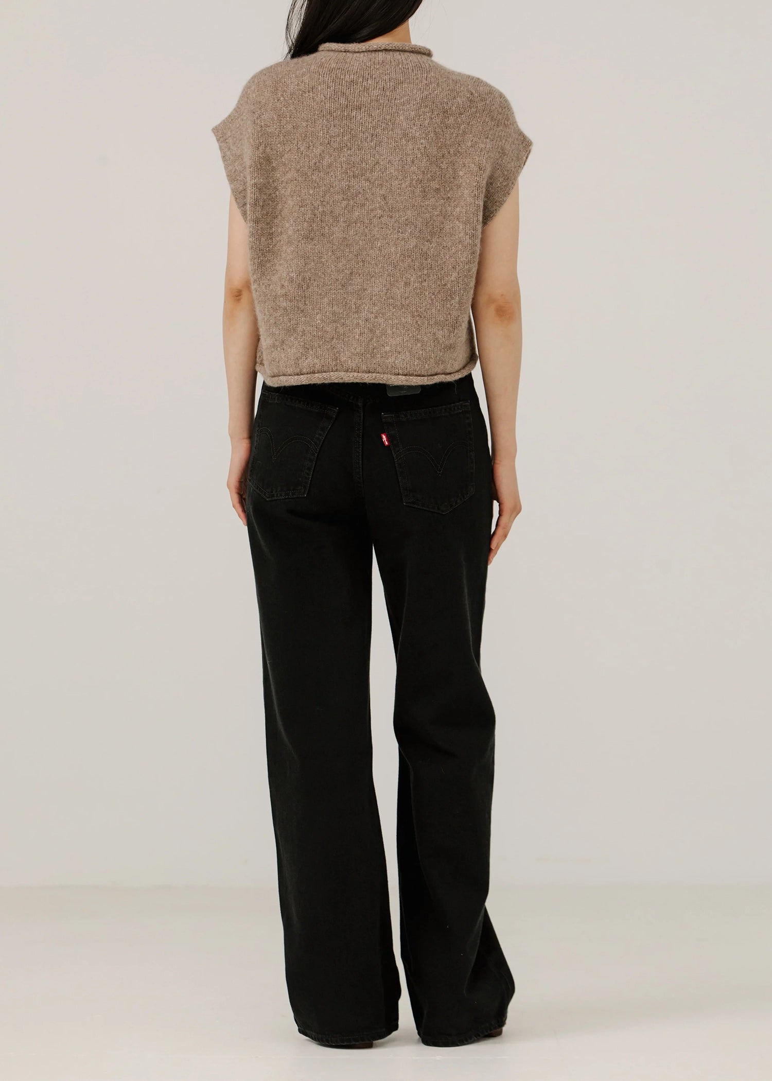 Bre-Knitwear-Iris-Vest-dark-fawn