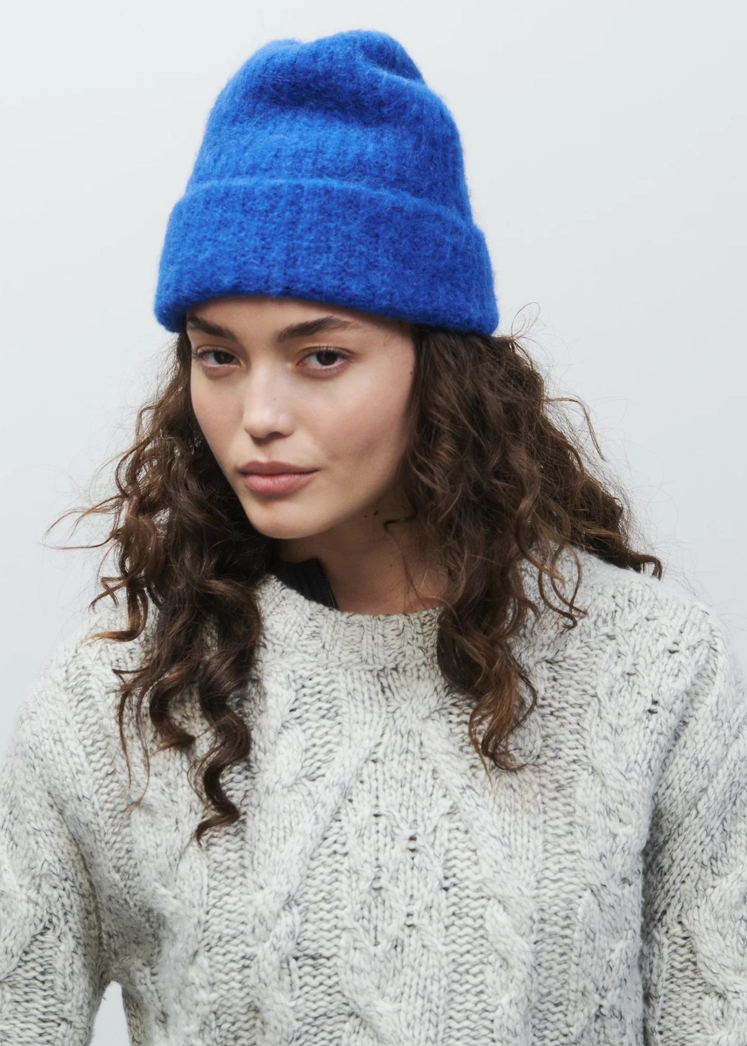 Closed-Alpca-Blend-Knitted-Hat