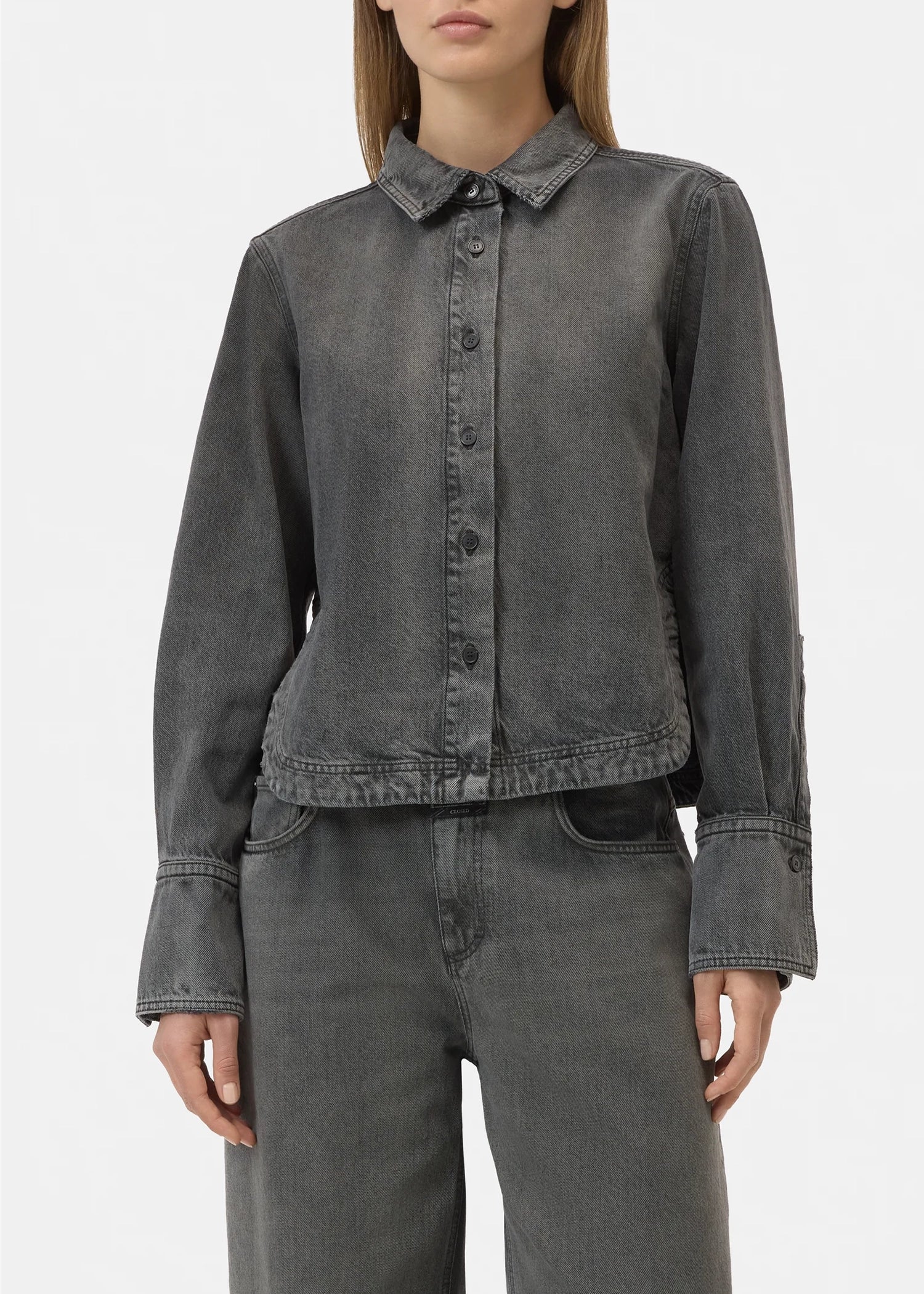 Closed-Denim-Shirt-Cureved-Hem