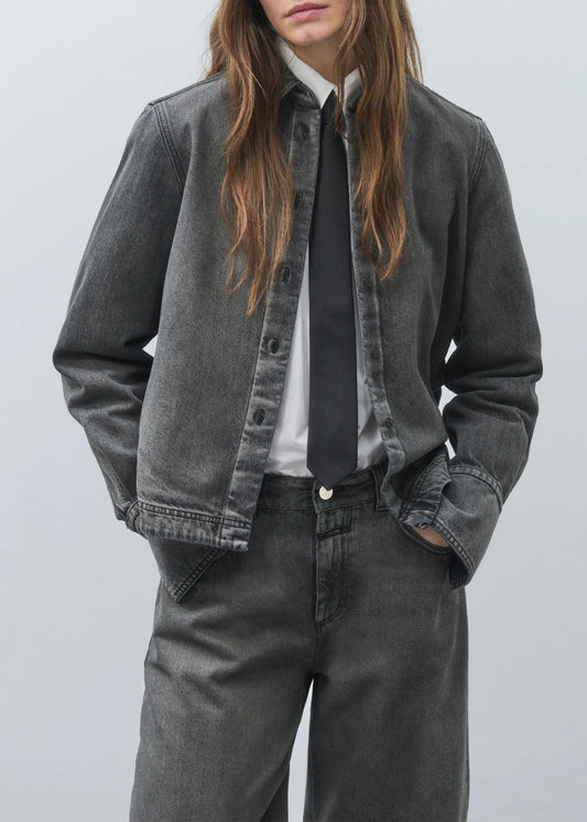 Closed-Denim-Shirt-Cureved-Hem