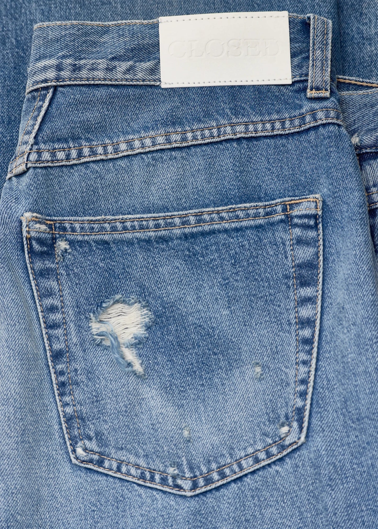 Closed-Jonta-relaxed-jeans-mid-blue