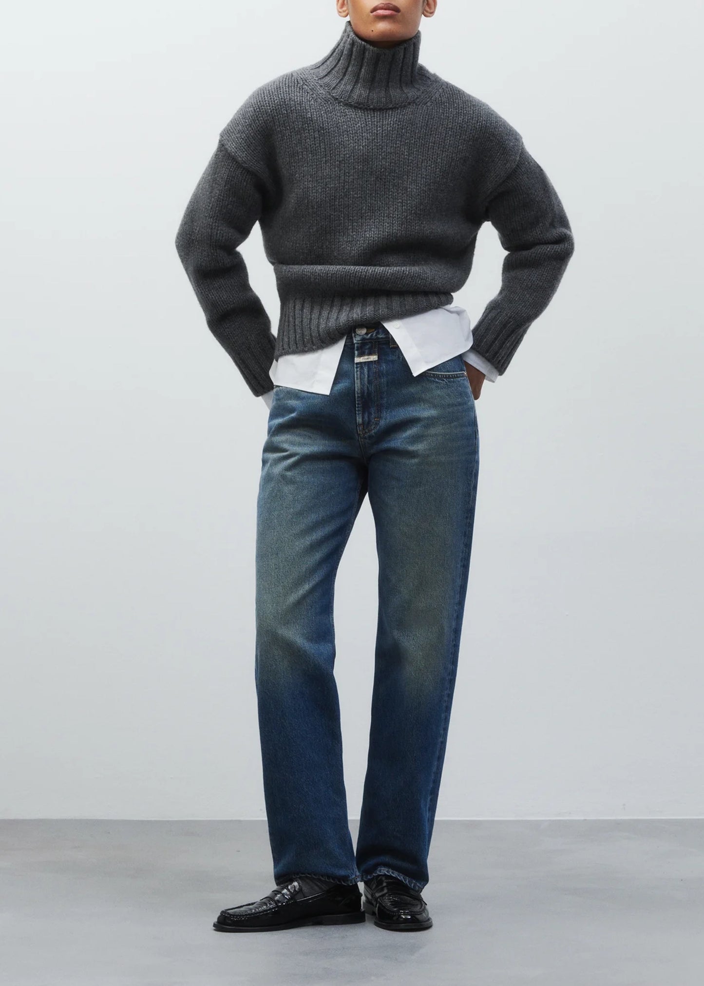 Closed-Relaxed-Jonta-Jean