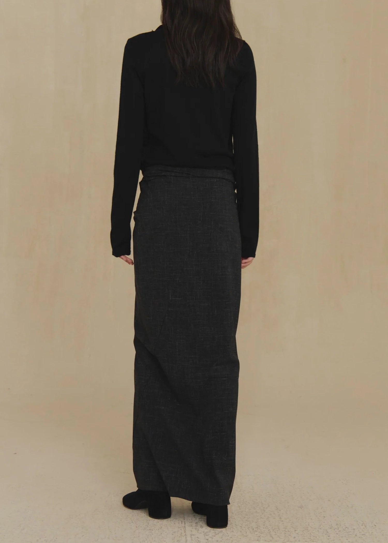 Cortana-Tiempo-black-virgin-wool-silk-skirt