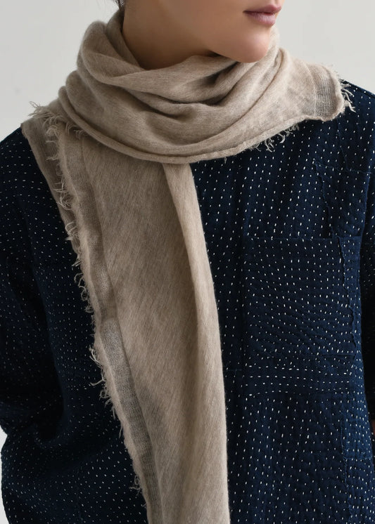 Grisal-8.6.4.-Cashmere-Scarf-oatmeal