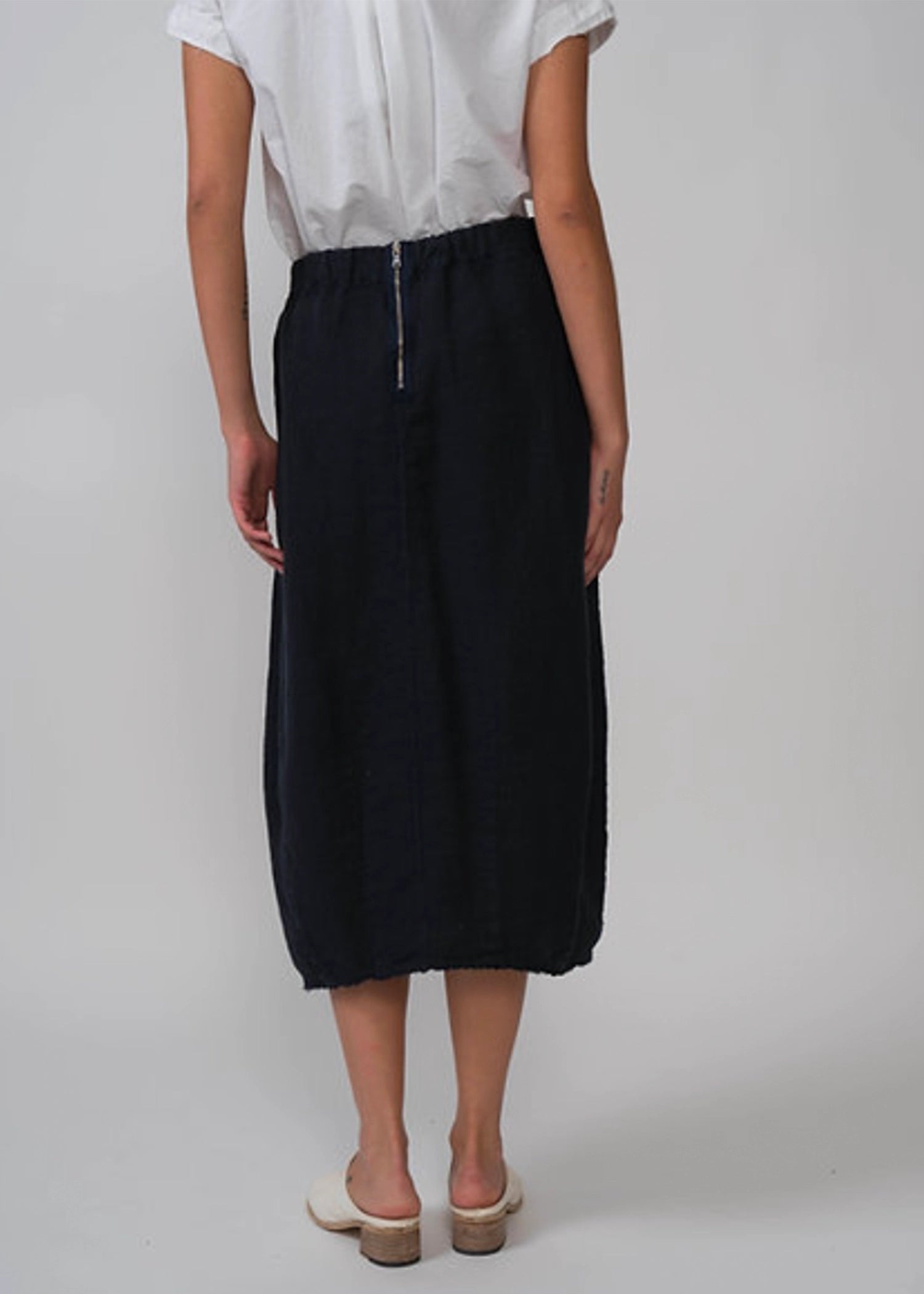 Hannoh-Wessel-Jade-Skirt-navy