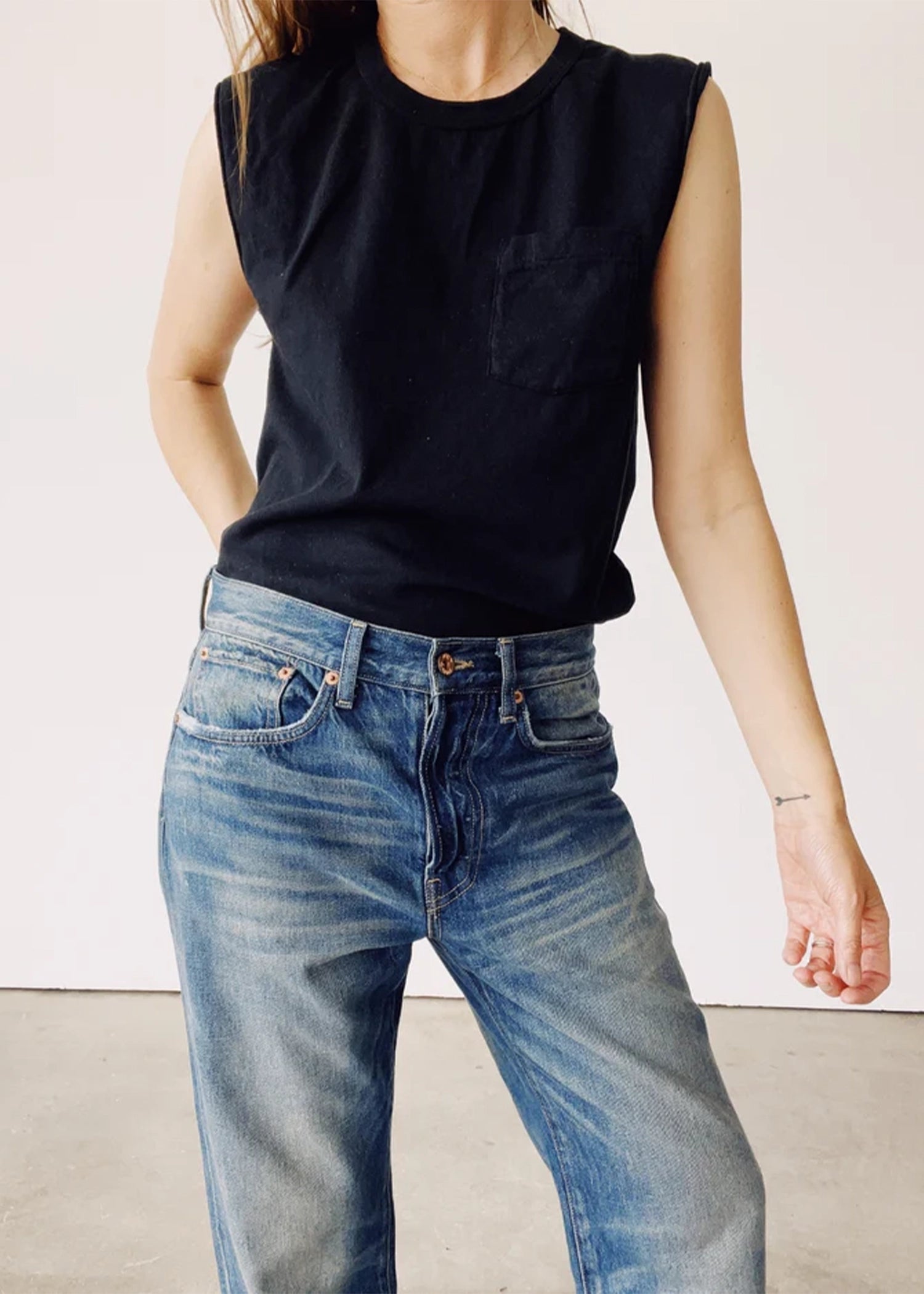 Hey-Gang-Muscle-Tee-black