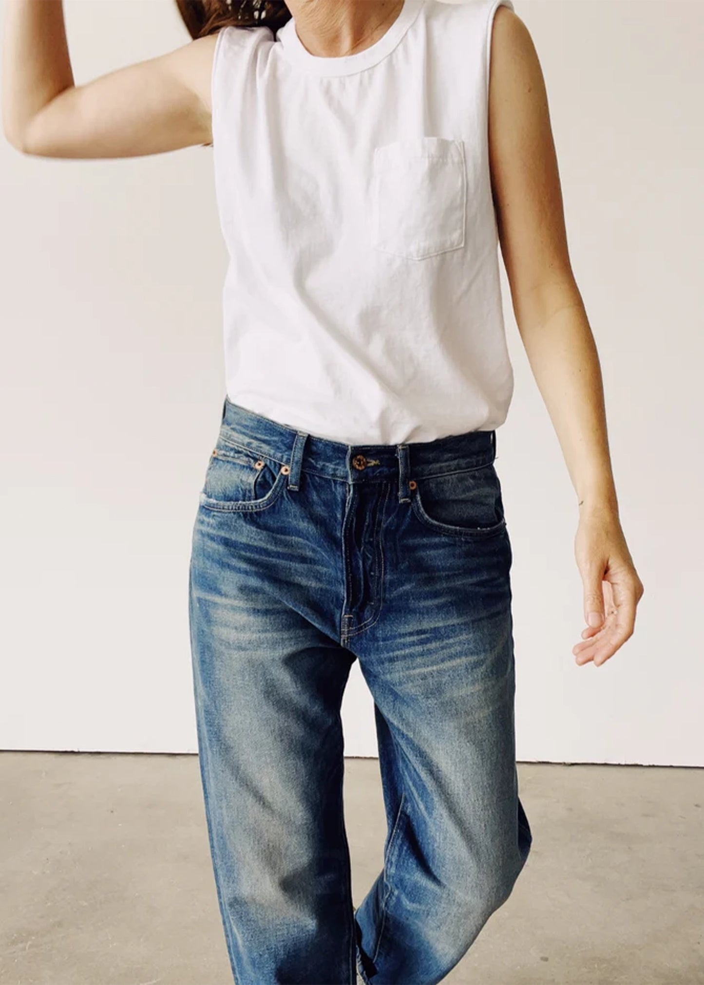 Hey-Gang-The-Muscle-Tee-White