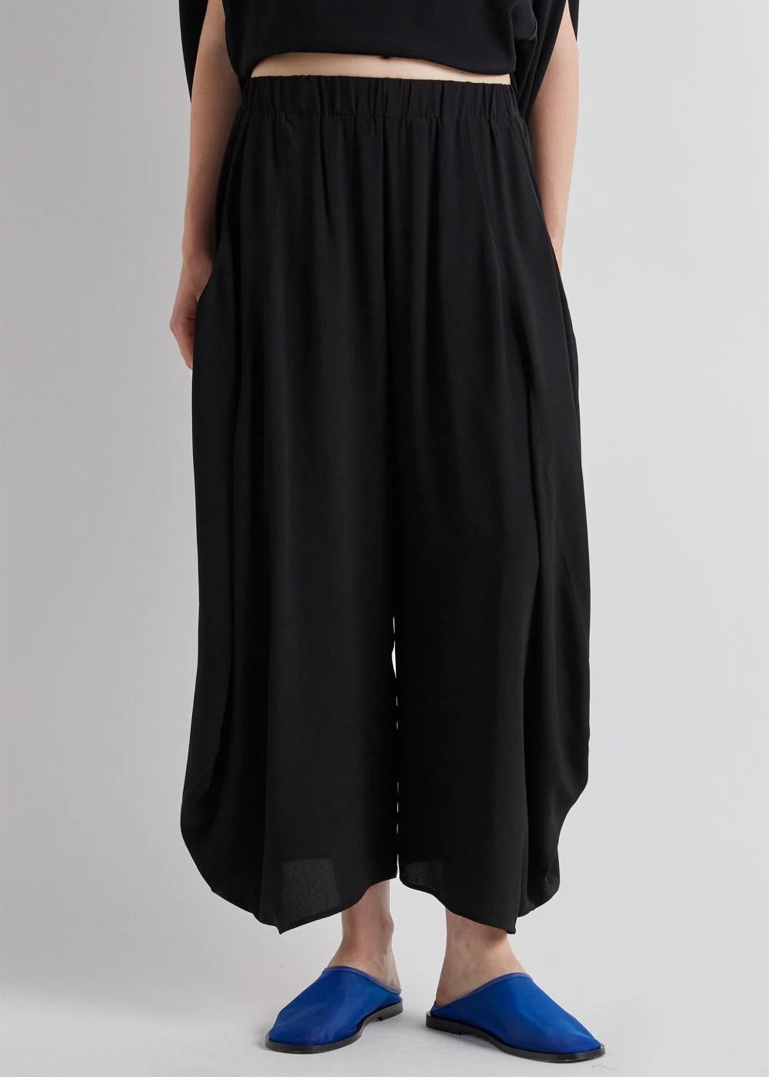 Meimeij-lightweight-balloon-trousers