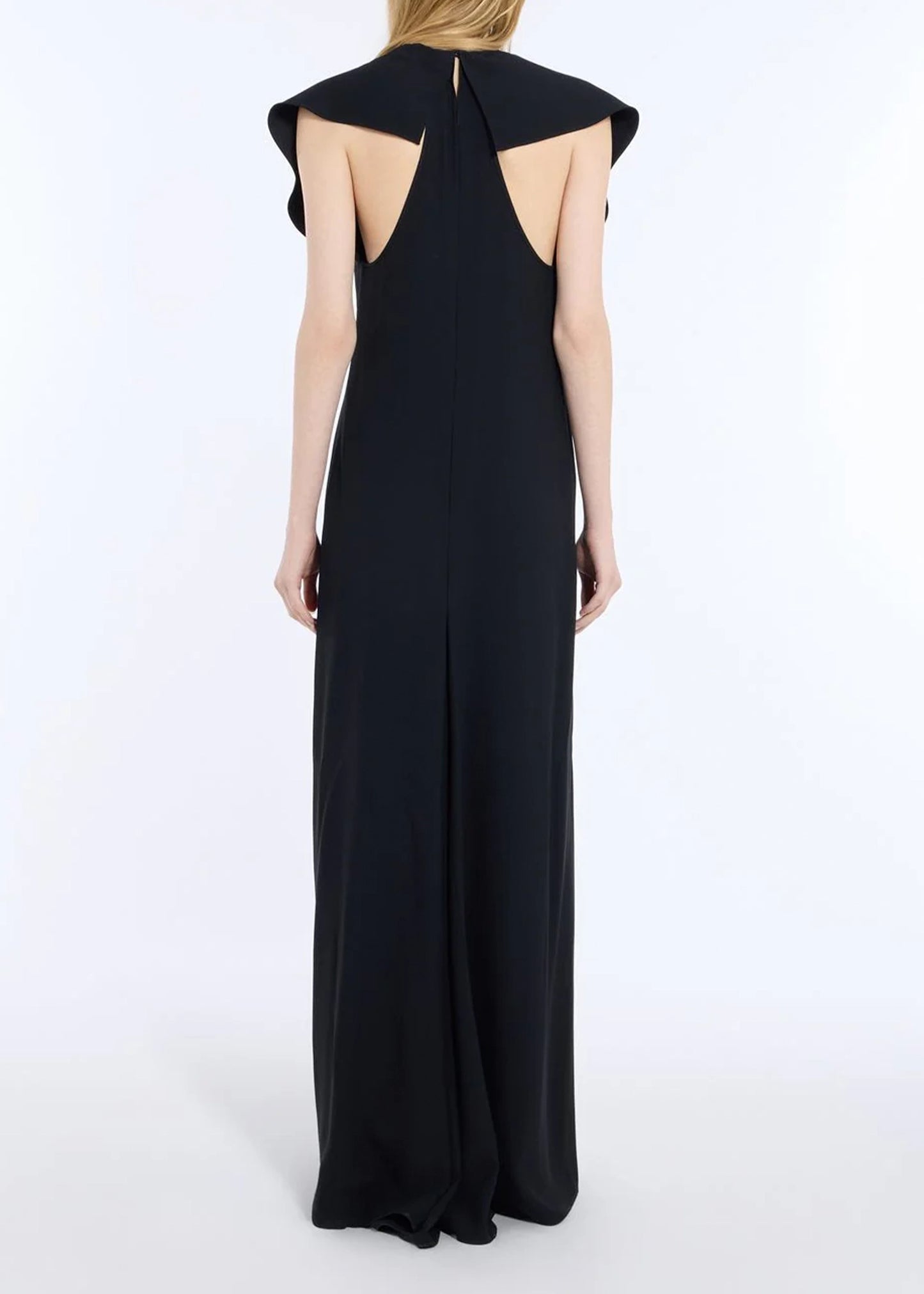 NO.21-Long-crew-neck-dress-black