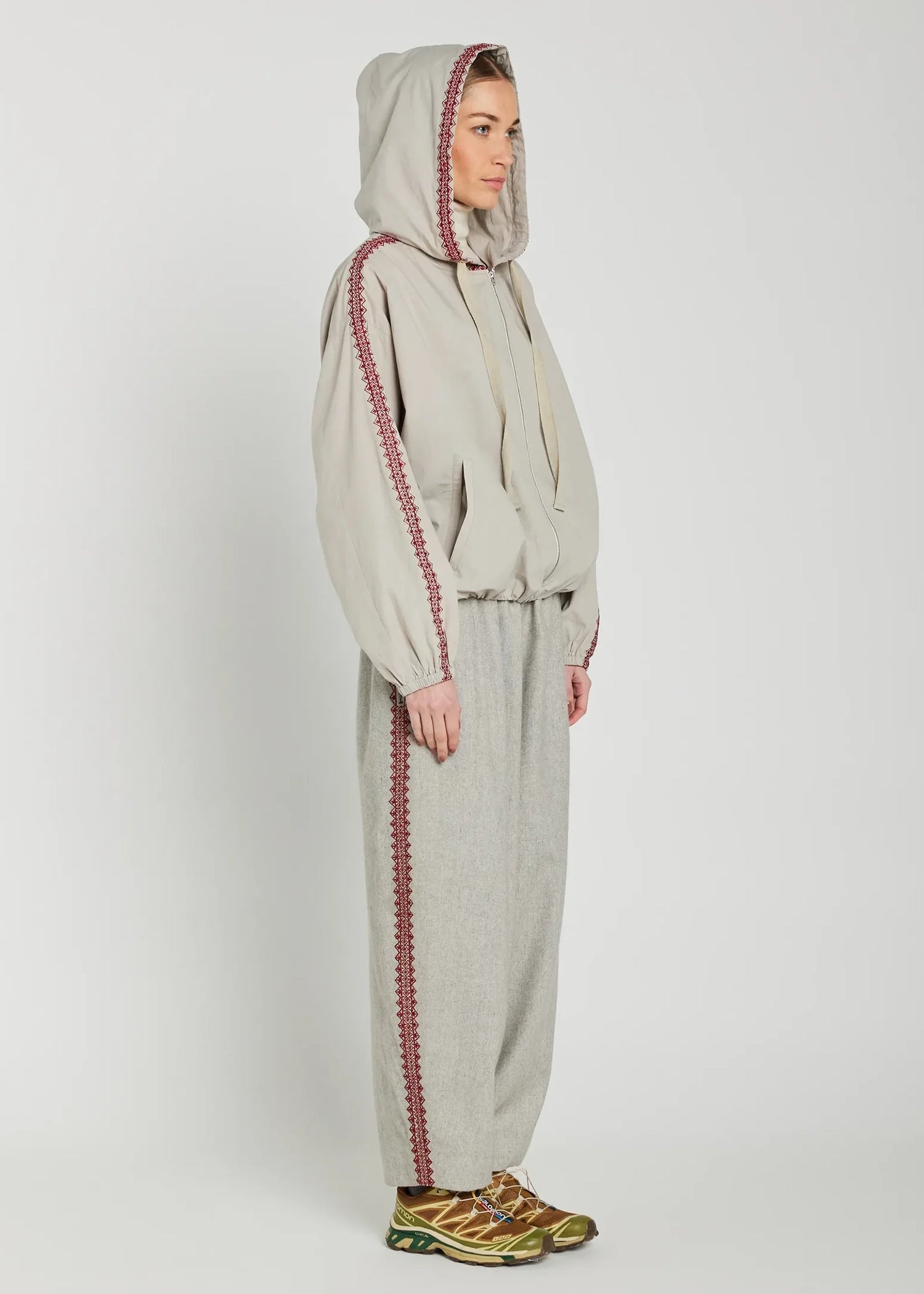 V-de-Vinster-Seema-Embroidered-Hoodie