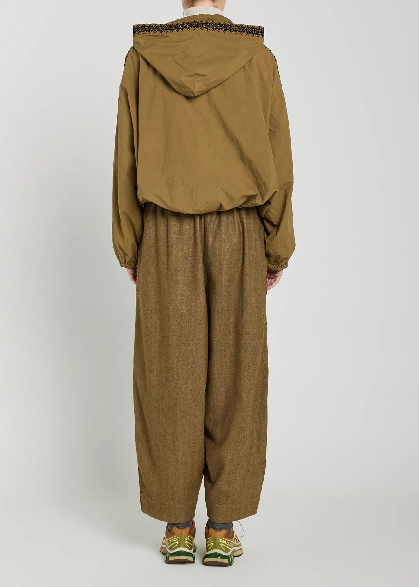 V-de-Vinster-Seema-Embroidered-Hoodie