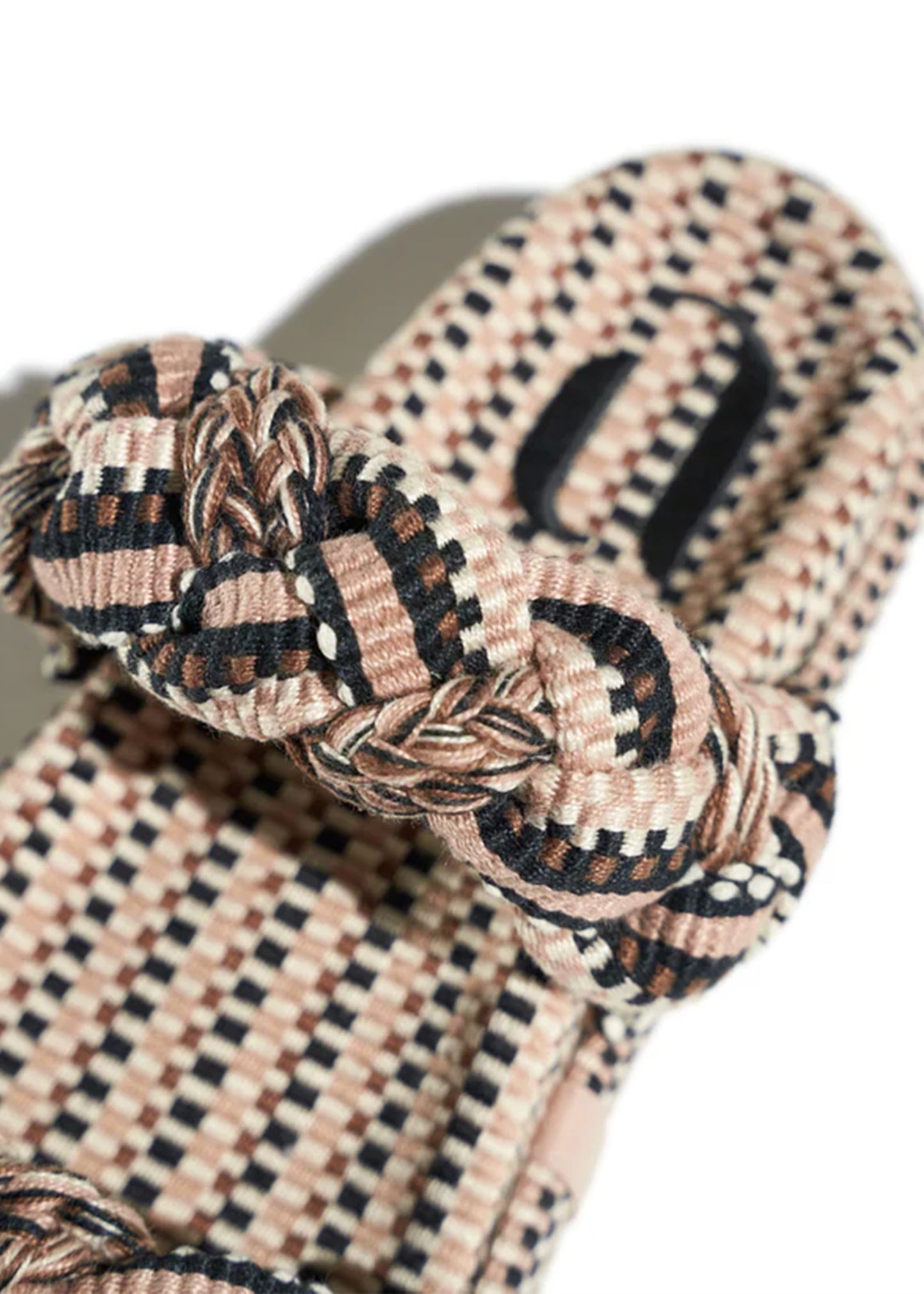 amambaih Daniela Sandal