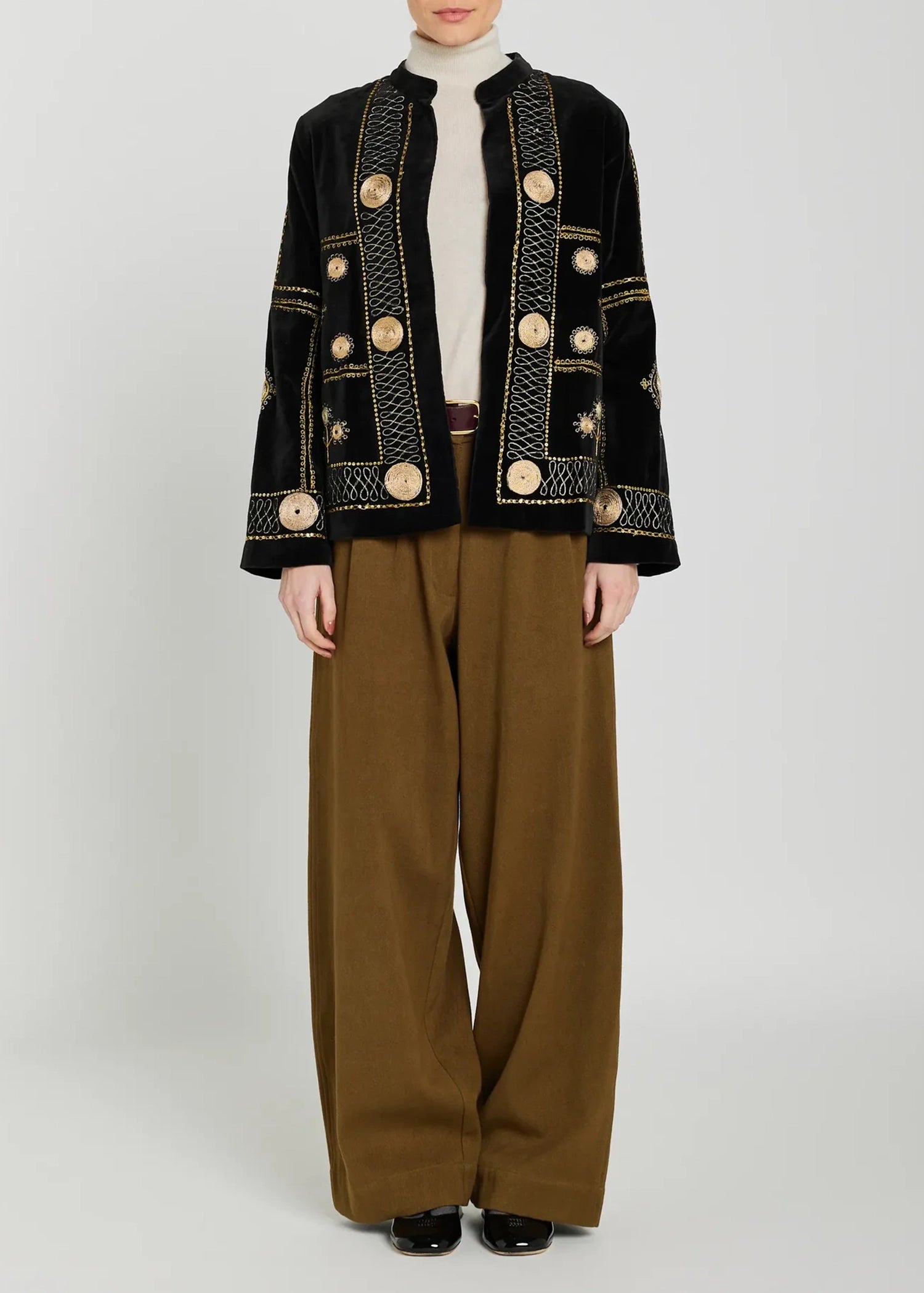 V-de-vinster-COTI-black-embroidered-jacket
